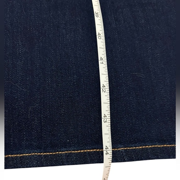 NWT Old Navy Mid-Rise Boot-Cut Jeans in Deep Blue - Picture 6 of 7